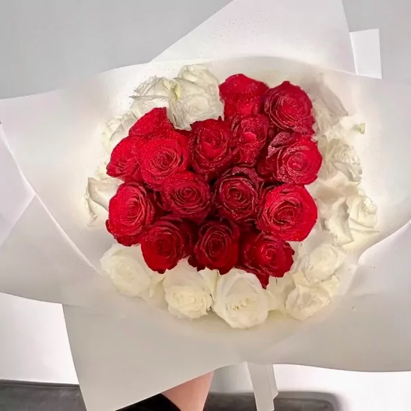 30 Red and White Roses - Standard