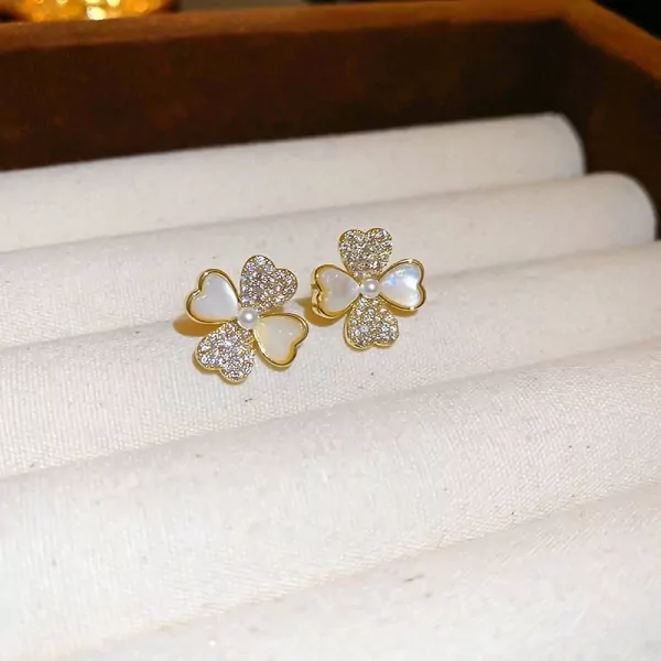 Lucky Clover Earrings - Lucky Clover Earrings