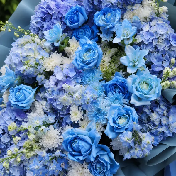 Luxury Ocean Dreams Bouquet 4