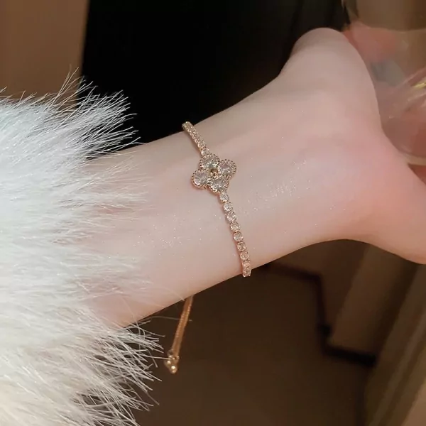 Radiant Clover Bracelet - Radiant Clover Bracelet