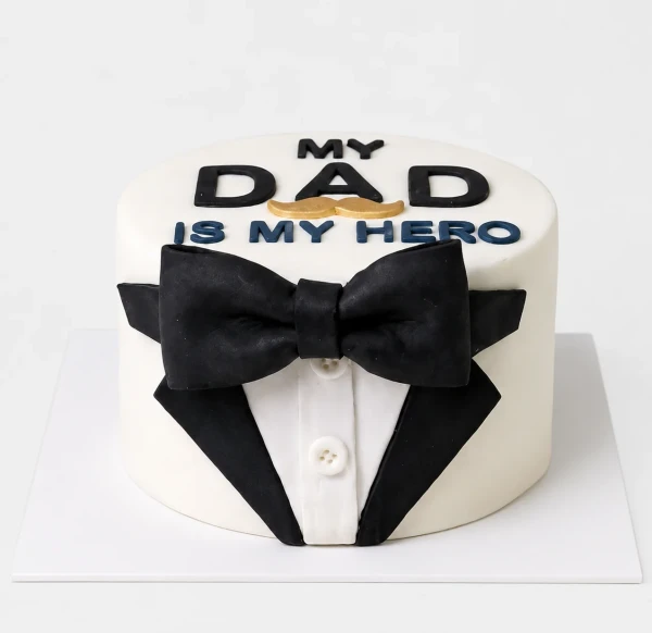 Classic Tuxedo Chocolate Cake (0.5 lb)