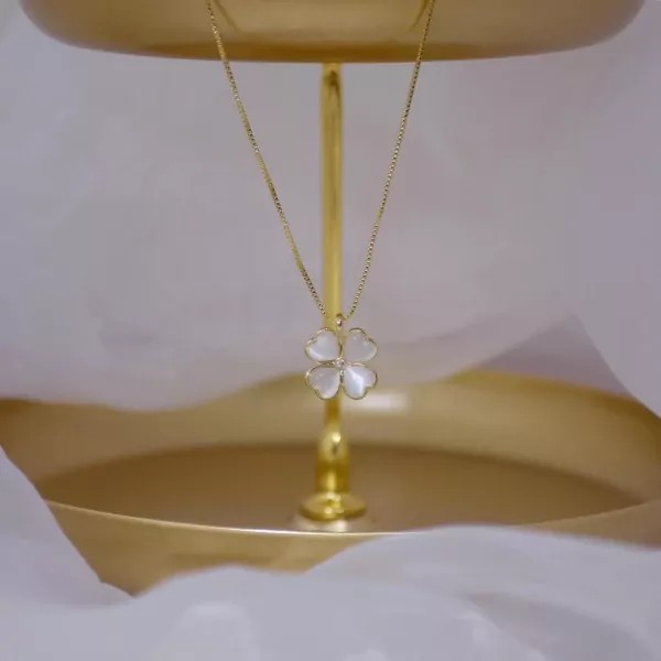 Lucky Clover Necklace - Lucky Clover Necklace