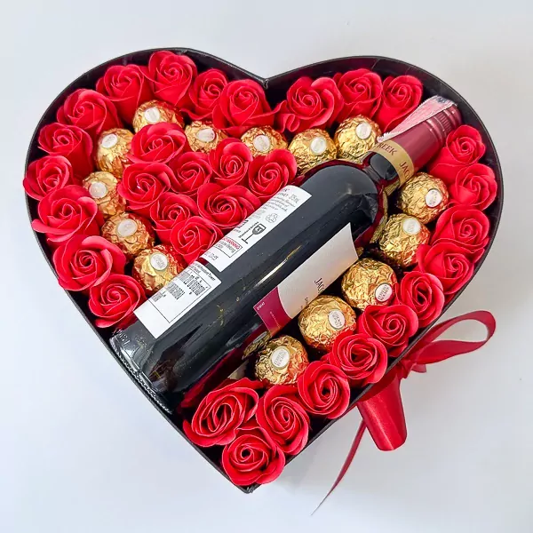 Red Wine and Ferrero Box - Red WIne