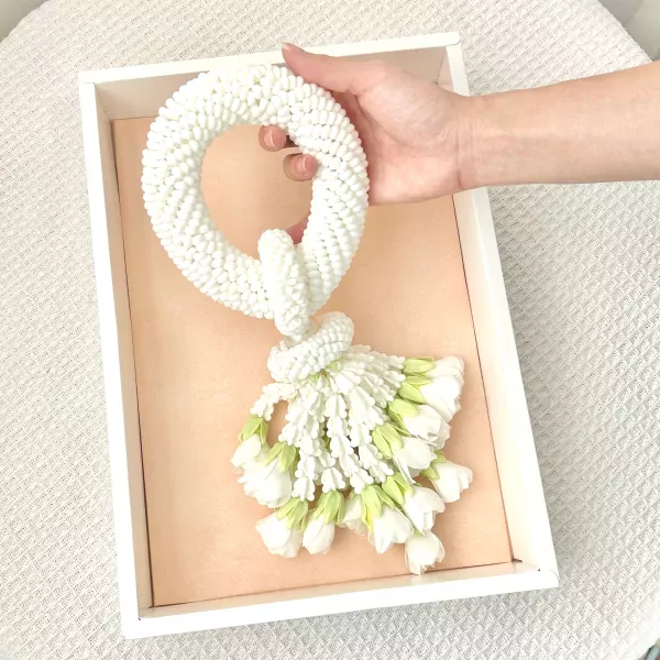White Artificial Garland - Standard