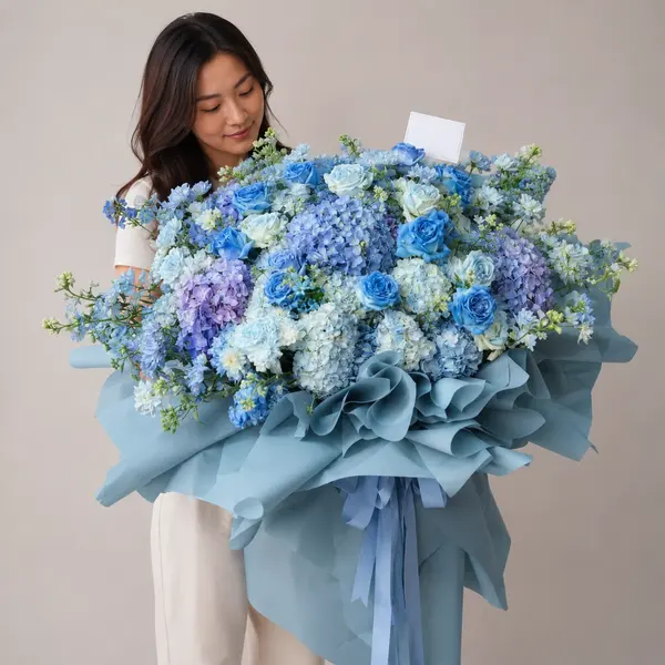 Luxury Ocean Dreams Bouquet 5