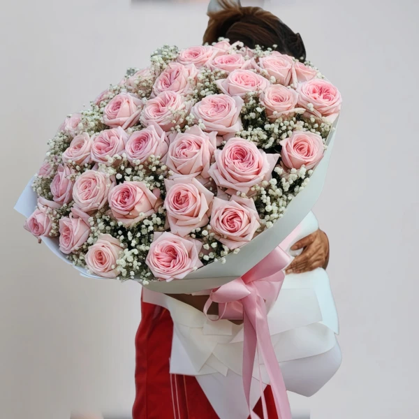 51 Roses Bouquet Charm | Online gift Delivery | Flower delivery service ...
