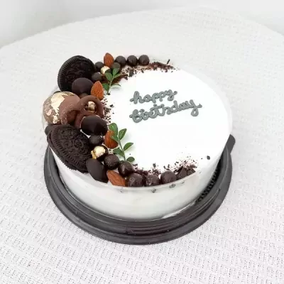 Choco Cake with Fresh Milk Cream - 0.5lb