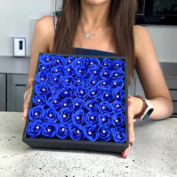 White Blue Diamond Box - BB square