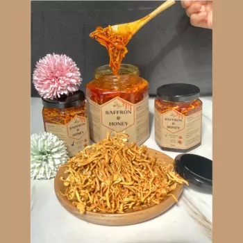 Cách ngâm saffron ngâm mật ong táo đỏ kỷ tử để tạo ra món ăn độc đáo