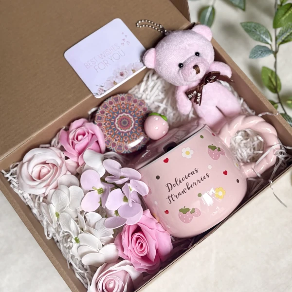 Rosy Moment Gift Box - Set 1