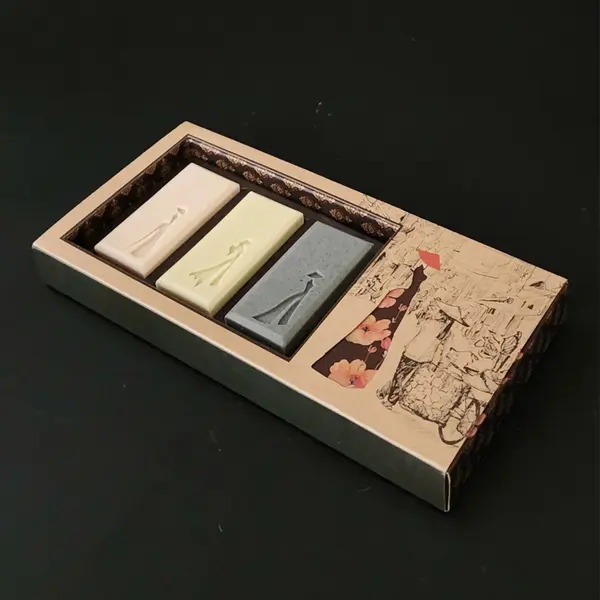 Set of 3 Natural Áo Dài Soaps 1
