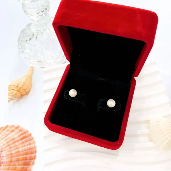 Pearl Earrings Power 3