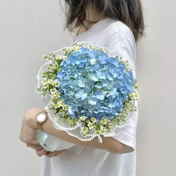 Bó Cẩm Tú Cầu bầu trời - ảnh 3