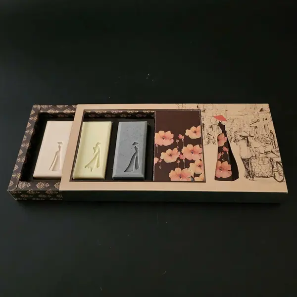 Set of 3 Natural Áo Dài Soaps 2